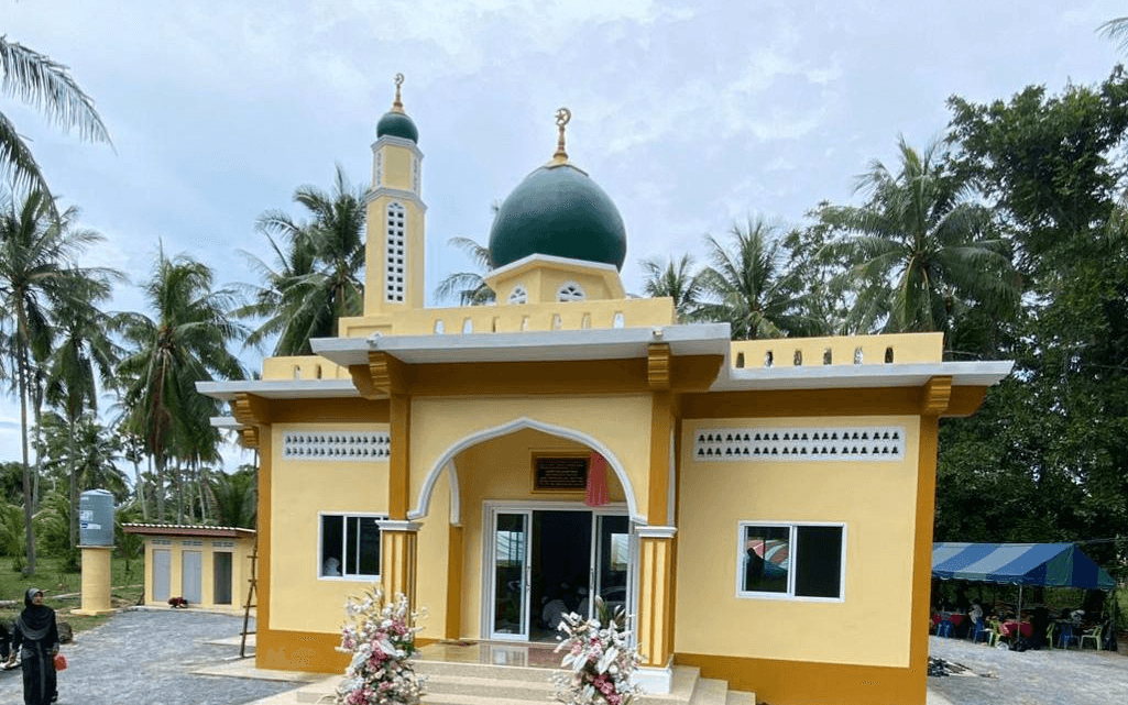 The construction of the Mosque of Zubayr ibn al-Awwam - Rahma International Society