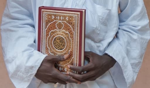 Printing and Distribution of the Quran - photo